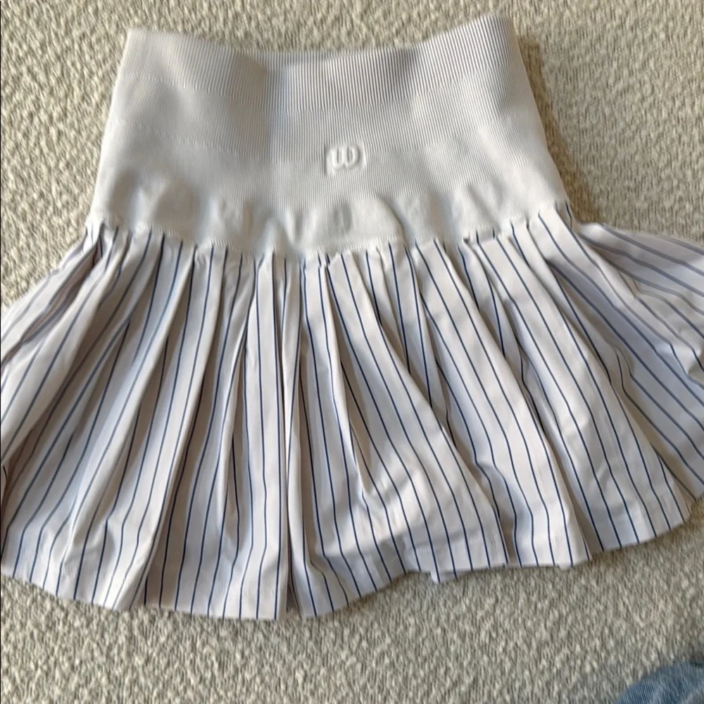 Wilson Pleated Tennis Skirt XS nwot - Picture 3 of 5